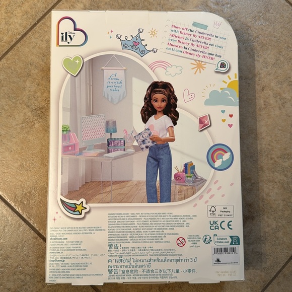 ILY Cinderella Accessory Pack Disney

Inspired by Cinderella - no doll included - Picture 2 of 8